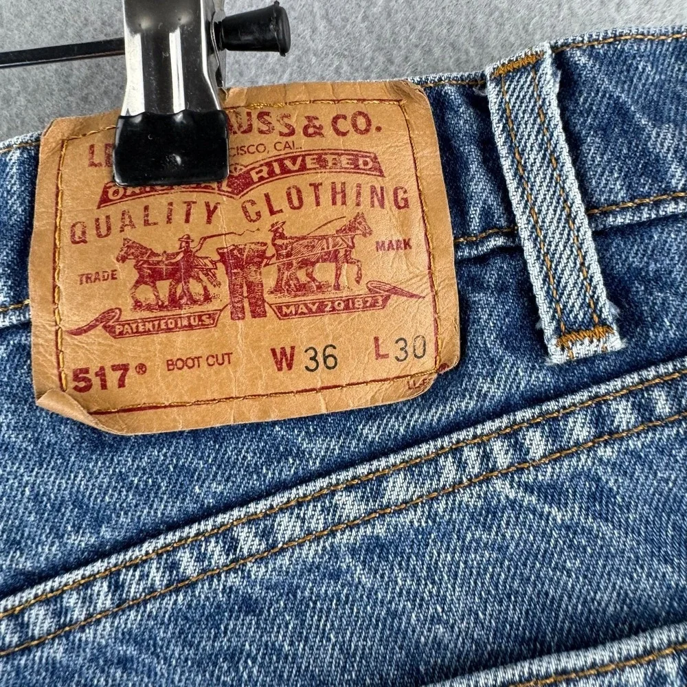 Vintage Levis Jeans Mens 36x30 (Fits 35x29) Blue Denim 517 Bootcut 90s